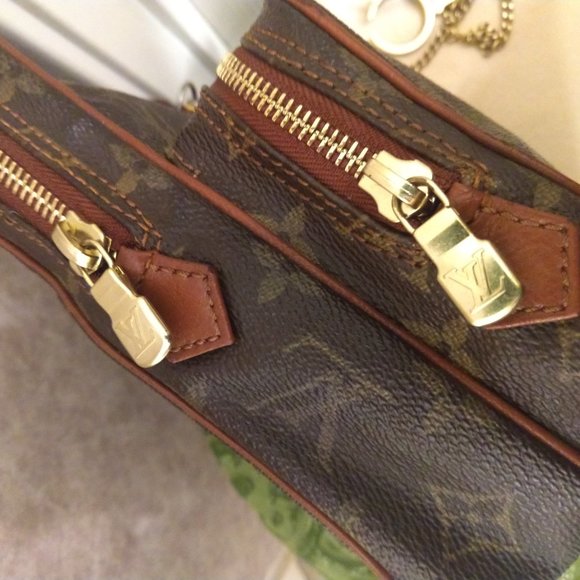 Louis Vuitton Mini Amazon with Detachable Strap - Picture 7 of 16